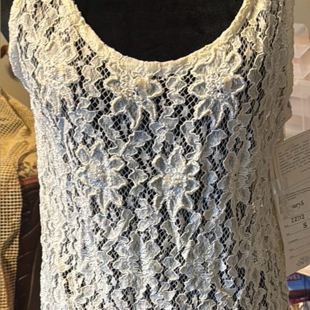 Surya creme white Lace Top